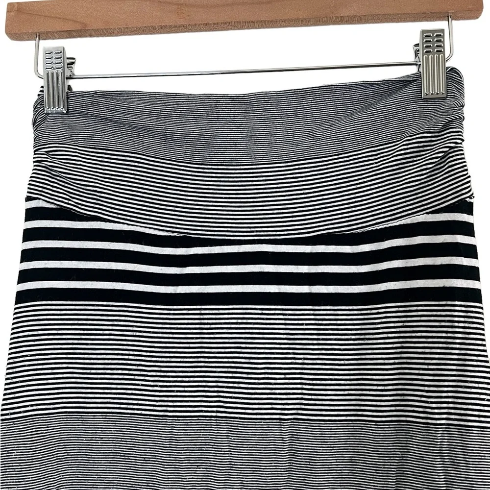 Merona | Stretchy black/white striped maxi skirt size small